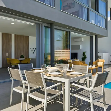 Sunnyvillas 3br Luxury Pool Wp5 Villa Paralimni