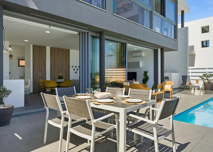 Sunnyvillas 3br Luxury Pool Wp5 빌라 파라림니